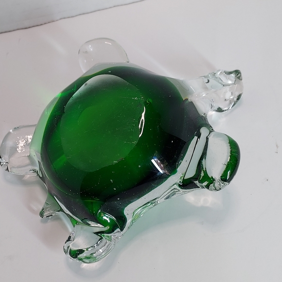 Green/Clear Glass Turtle Figure/Paperweight, Murano-style, 5x3x4.5 - Picture 5 of 5